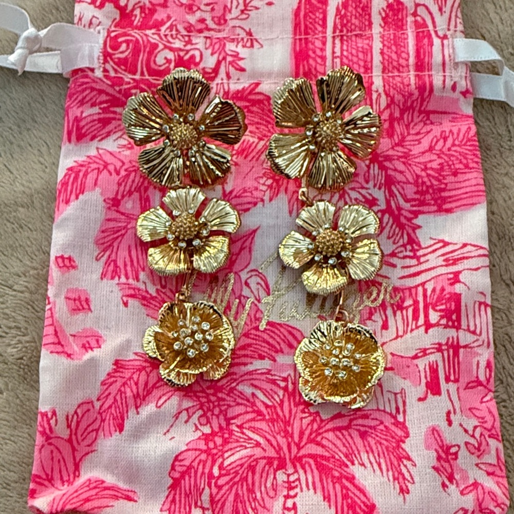 Lilly Pulitzer: Gold Floral Earrings NWOT